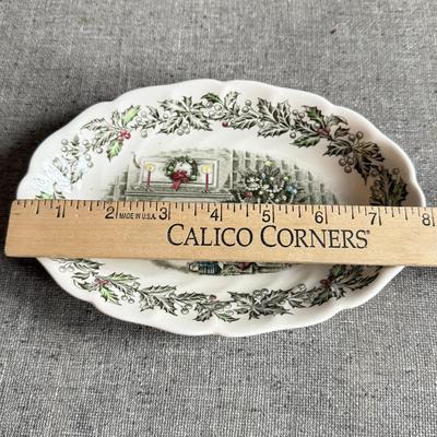 LOT 238F: Vintage Johnson Bros Transferware "Merry Christmas" Service for 8 w/ Gravy Boat