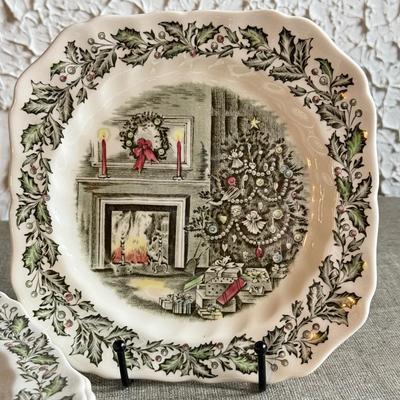 LOT 238F: Vintage Johnson Bros Transferware "Merry Christmas" Service for 8 w/ Gravy Boat