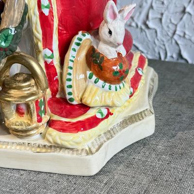 LOT 249F: Studio Nova Woodland Holly Santa Cookie Jar JA015