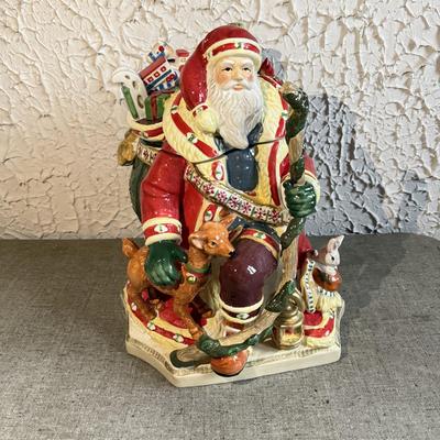 LOT 249F: Studio Nova Woodland Holly Santa Cookie Jar JA015