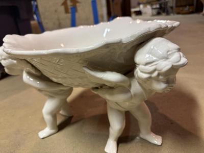 LOT 992B: Ceramic Bisque Angel household decor