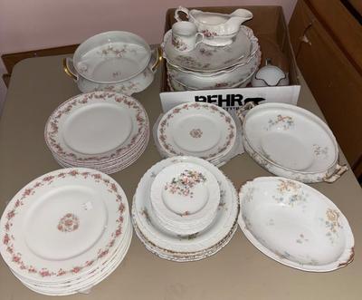 LOT 1LR: Vintage China Limoges Haviland etc