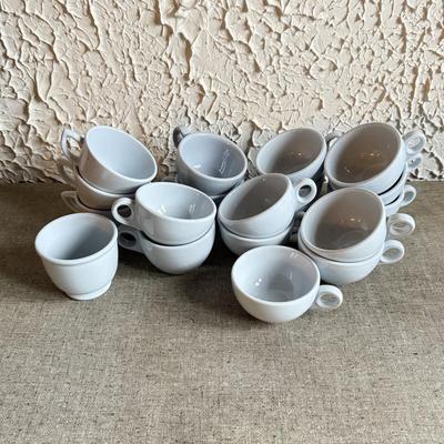LOT 261F: Vintage Lamberton Scammell Platinum Blue Dinerware Mugs