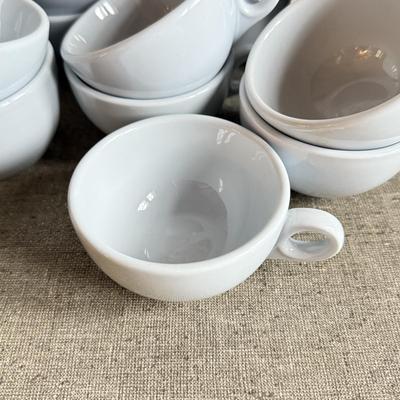 LOT 261F: Vintage Lamberton Scammell Platinum Blue Dinerware Mugs