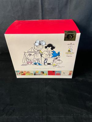 Lot 562 NIB Hallmark PEANUTS Lucy Figurine, NIP Set of Four Pins, Small Snooppy Figurine