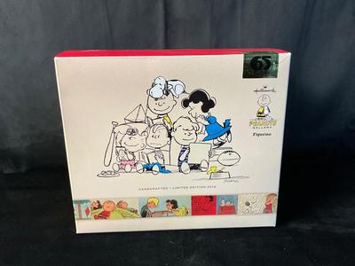 Lot 563 Hallmark NIB Peanuts Gallery 2015 65th Anniversary, NIB Sealed