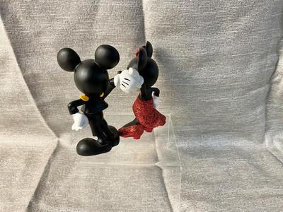 Lot 566 Disney Porcelain Mickey & Minnie Figurines Dressed for the Gala, in box-Paso doble