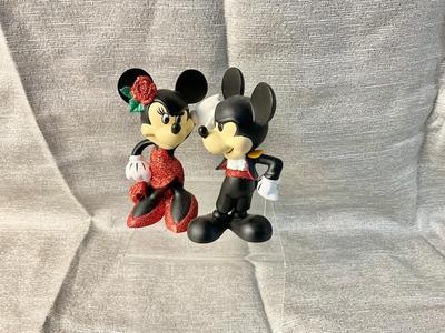 Lot 566 Disney Porcelain Mickey & Minnie Figurines Dressed for the Gala, in box-Paso doble