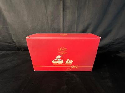 Lot 572 NIB Lenox For the Holidays, Snowmobiling with Snoopy