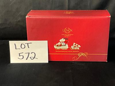 Lot 572 NIB Lenox For the Holidays, Snowmobiling with Snoopy