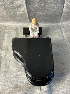 Lot 573 Enesco 1st Recital 1982 Piano with Girl Sitting on Bench Music Box ( nocturne by Chopin)