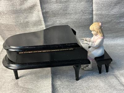 Lot 573 Enesco 1st Recital 1982 Piano with Girl Sitting on Bench Music Box ( nocturne by Chopin)