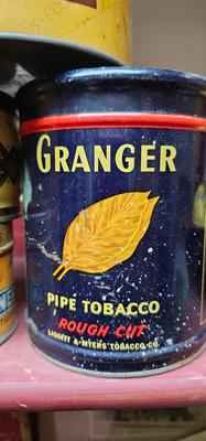 Lot of 4 vintage Tins Cheese Wafers by Keebler, Granger Pipe Tobacco, Tip-Top