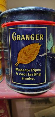 Lot of 4 vintage Tins Cheese Wafers by Keebler, Granger Pipe Tobacco, Tip-Top