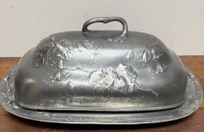 Art Nouveau Roasted Meat Metal Tray with lCover