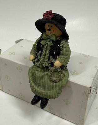 Artisan Flair, Plum Sugar Snowman Shelf sitter