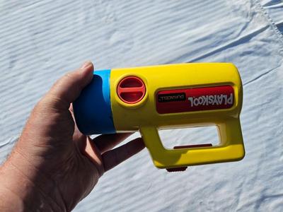 1986 Playskool Yellow Flashlight With Red And Green Color Change Lenses