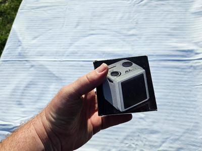 NIB: 1980s Americana AM Cube Radio With Box