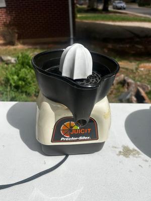Electric Juicer Jucit