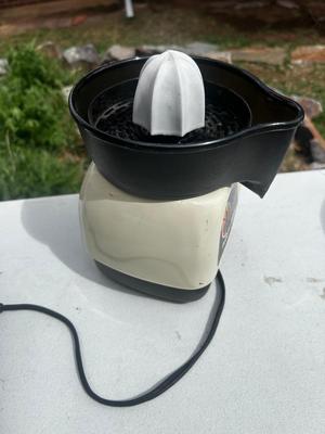 Electric Juicer Jucit
