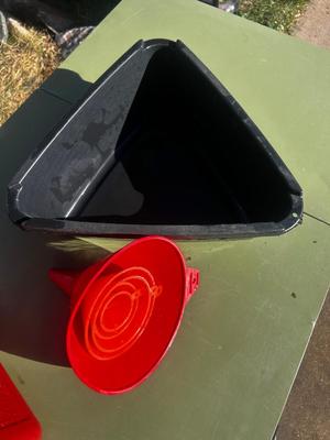 Oil Pan, Funnel Set & Gas Can