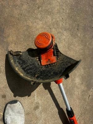 Black & Decker Orange weedwacker