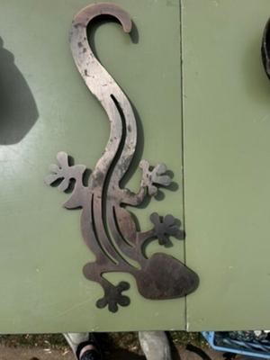 Lizard or Gecko Metal Outdoor Decor