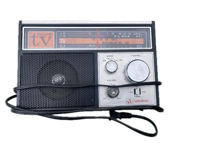 Vintage Windsor TV Sound Radio Receiver Model 2239
