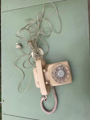 Vintage Bell System Made By Western Electric Rotary Phone Cream Beige