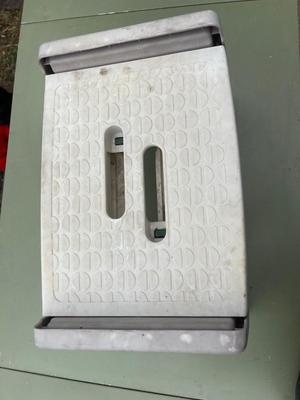 Plastic Foldable Garden Stool
