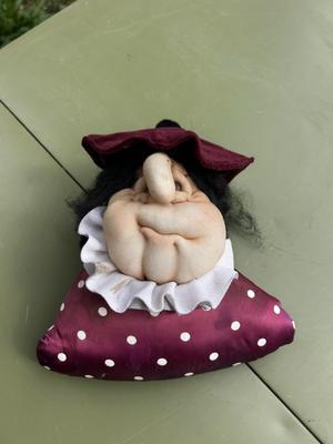 Doorstop witch