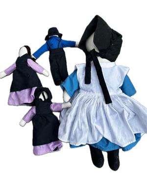 Set of 4 Amish Dolls