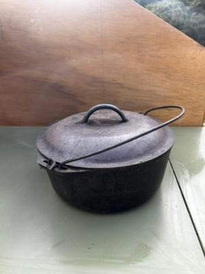Cast Iron Dutch Oven for campouts