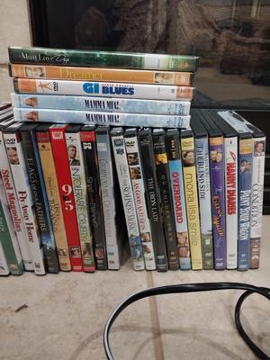 SONY DVD COMBO PLAYER WITH REMOTE AND DVDS