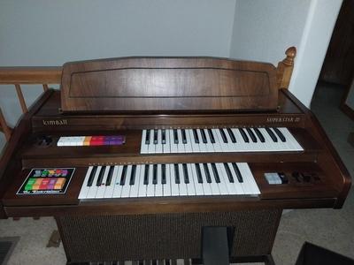 KIMBELL SUPERSTAR ORGAN WITH BENCH