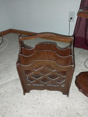 WOODEN FLOOR LAMP AND VINTAGE WOODEN MAGAZINE HOLDER