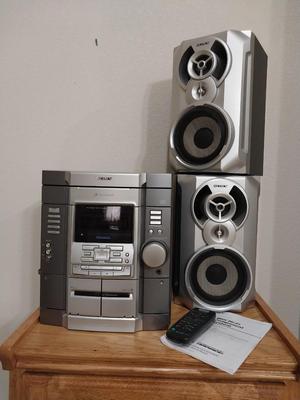 SONY MINI HI-FI COMPONENT SYSTEM WITH REMOTE AND CABINET