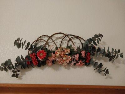 WOODEN HANGING SHELF HOLDER
