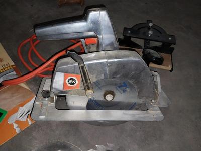 BLACK & DECKER ELECTRIC SAW AND MORE