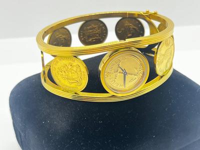 LOT 7: Franklin Mint Goldtone Golden Caribbean 22K Electroplated "1987" Coin Bangle Watch