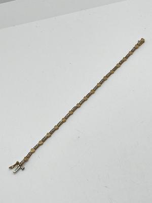 LOT 9: 14K Yellow Gold Hearts and Diamond Chips Bracelet - 7"
