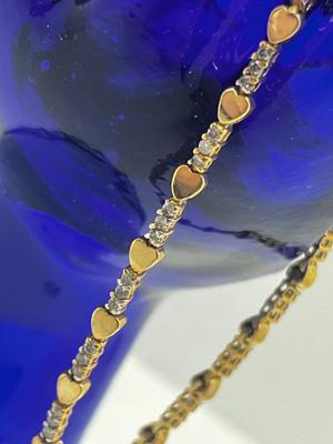 LOT 9: 14K Yellow Gold Hearts and Diamond Chips Bracelet - 7"