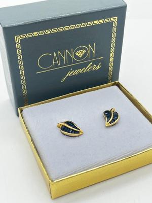 LOT 16: 14K Yellow Gold Sapphire Baguette Pierced Earrings - 2.36 GTW