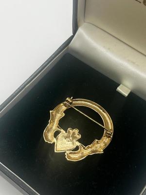 LOT 46: Good Luck Goldtone Claddagh Brooch