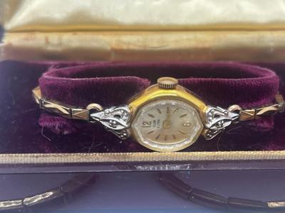 LOT 48: Vintage Watch/Clock Collection: Lady Elgin and More!
