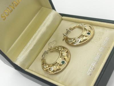 LOT 49: Solvar Sterling Silver Good Luck Irish Claddagh Pierced Earring