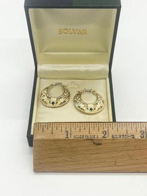 LOT 49: Solvar Sterling Silver Good Luck Irish Claddagh Pierced Earring