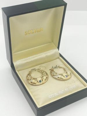 LOT 49: Solvar Sterling Silver Good Luck Irish Claddagh Pierced Earring