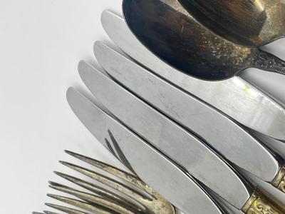 PRICE LOT 58: Vintage Silver Flatware - Forks and Spoons Total 393.93 Grams
