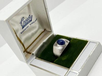LOT 84: 14K White Gold and Blue Star Sapphire Ring - Size 7 - 8.59 GTW